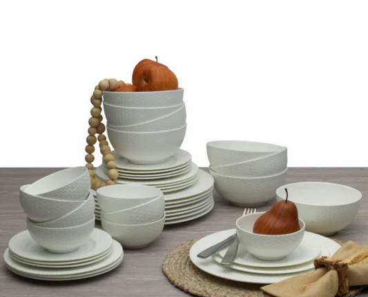 Mikasa Lattice 40-piece Bone China Dinnerware Set